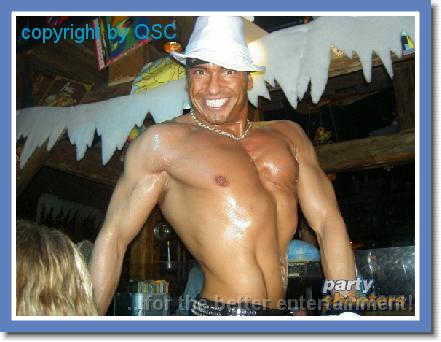 men stripper strip show_0000001.jpg